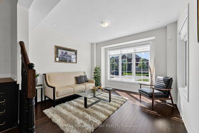 1709 Emberton Way • Innisfil, ON photo 8