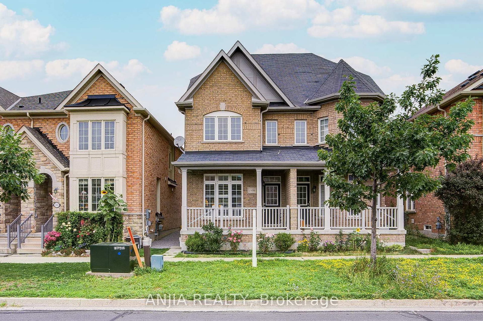 2406 Bur Oak Avenue • Markham, ON photo 1