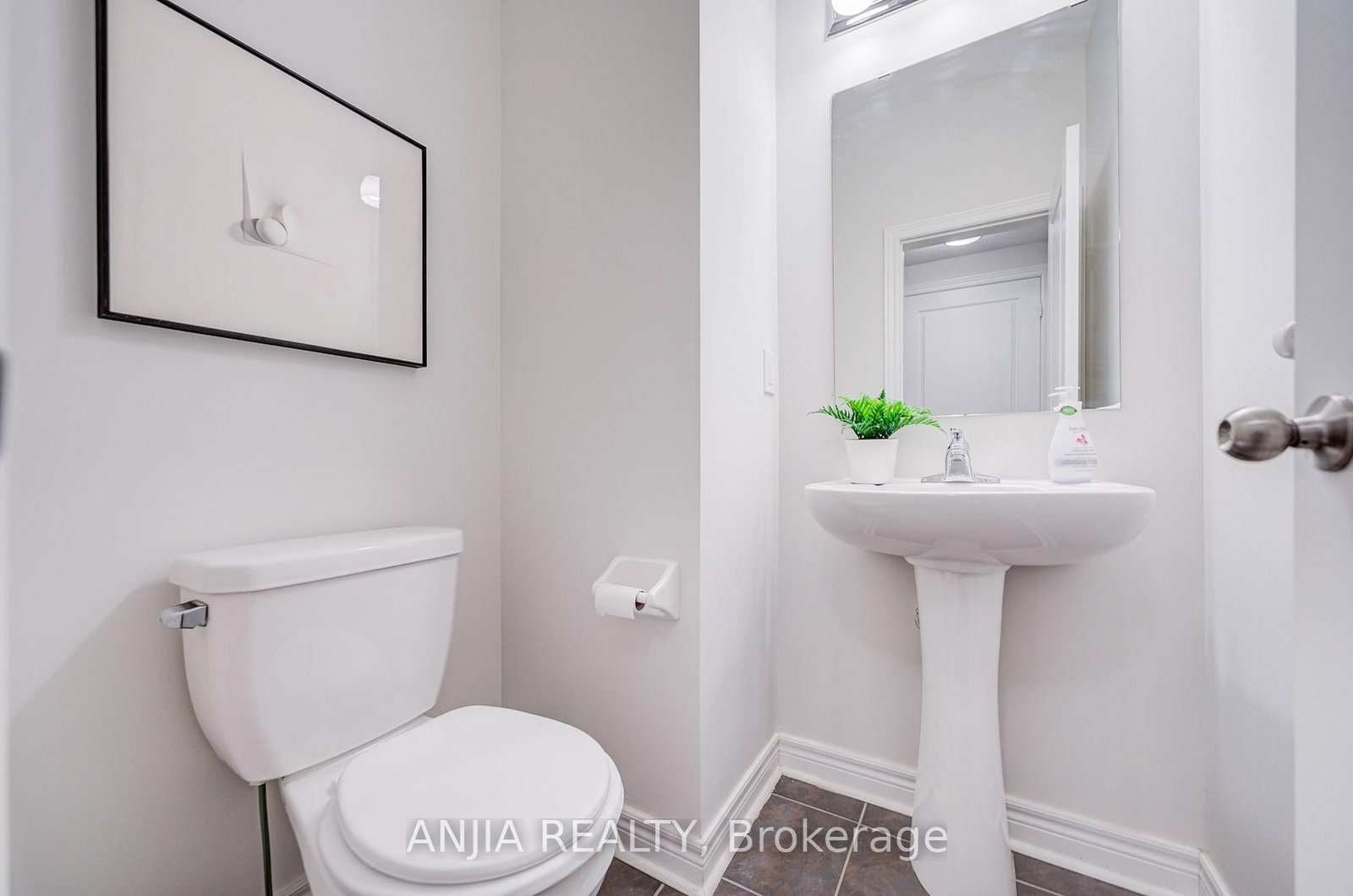 2406 Bur Oak Avenue • Markham, ON photo 11