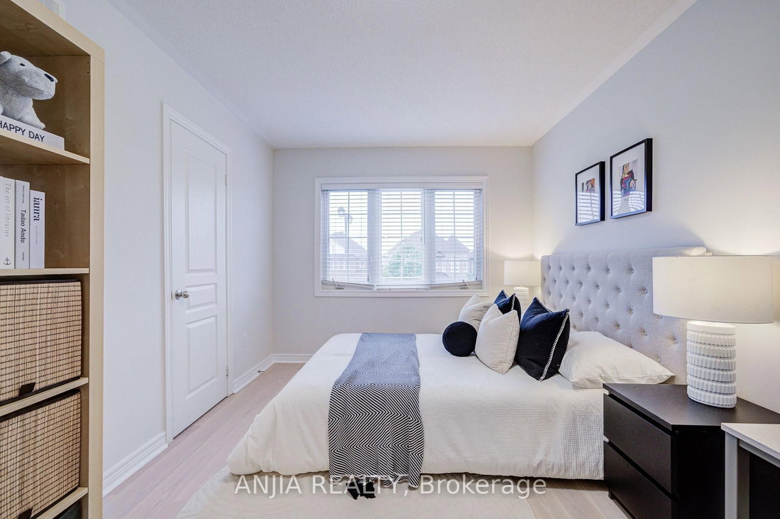 2406 Bur Oak Avenue • Markham, ON photo 24