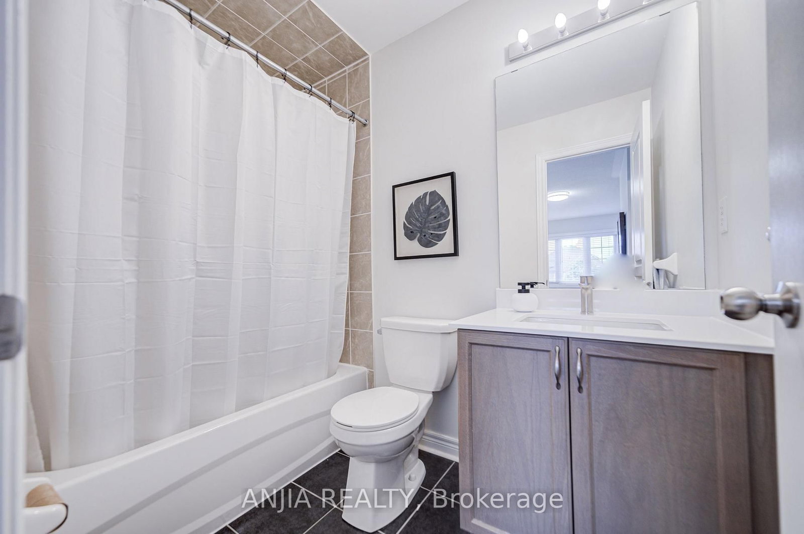 2406 Bur Oak Avenue • Markham, ON photo 27