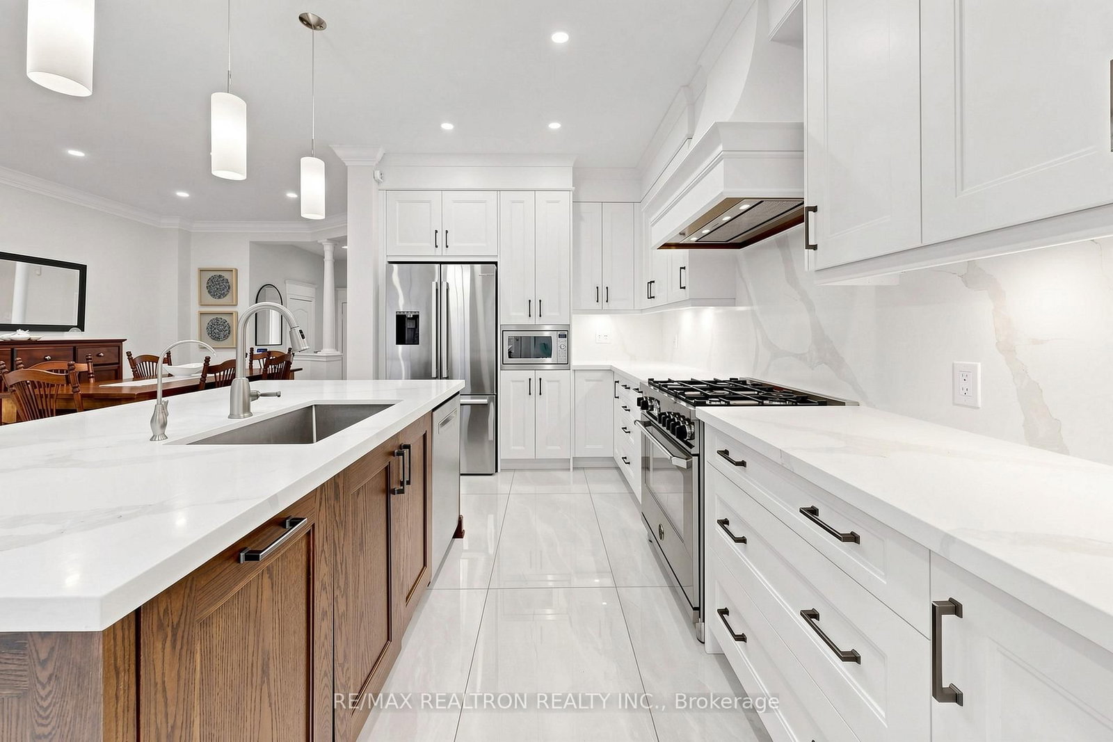 8A Casa Grande Street • Richmond Hill, ON photo 18