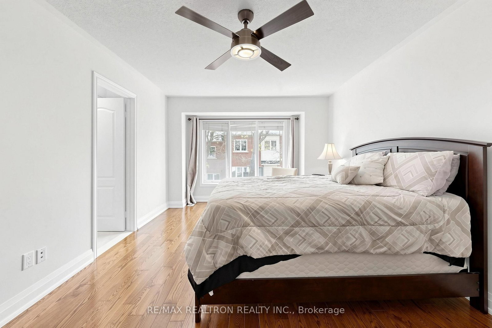 8A Casa Grande Street • Richmond Hill, ON photo 34