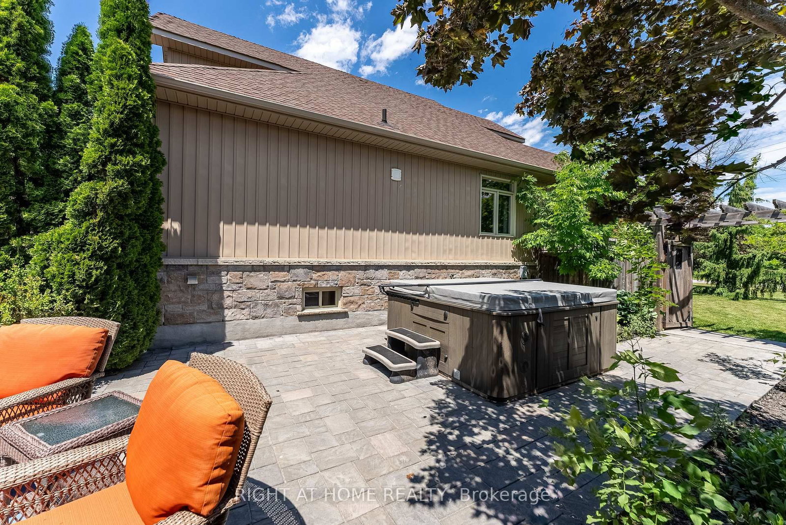 1660 Moyer Avenue • Innisfil, ON photo 37