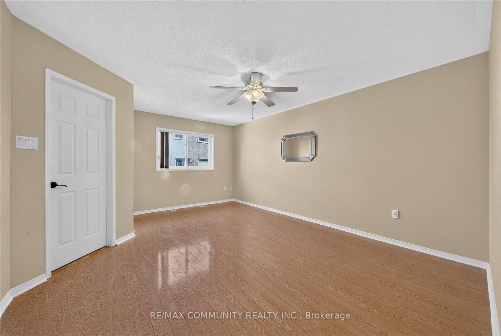 82 Burgess Crescent • Newmarket, ON photo 19