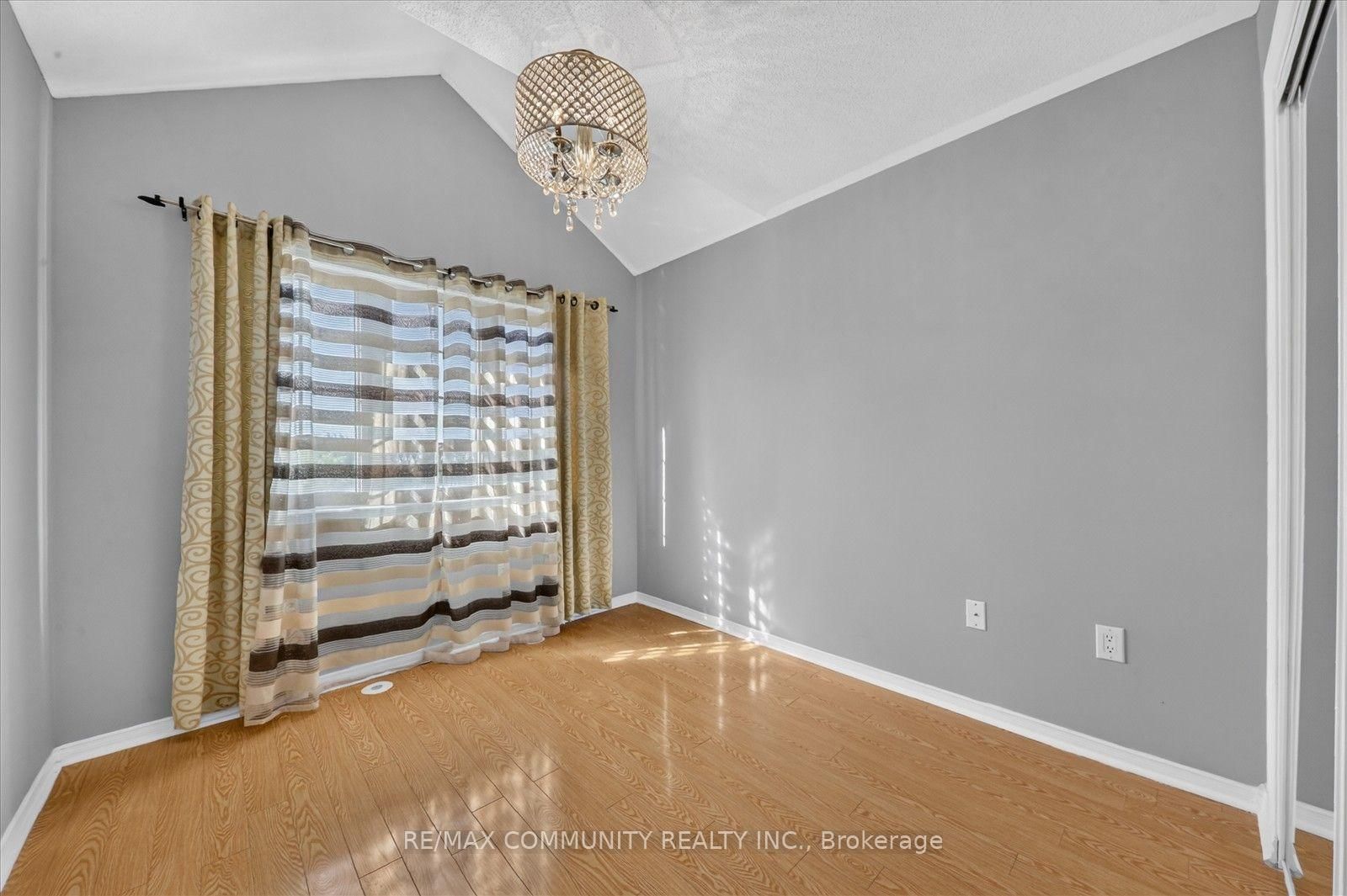 82 Burgess Crescent • Newmarket, ON photo 29