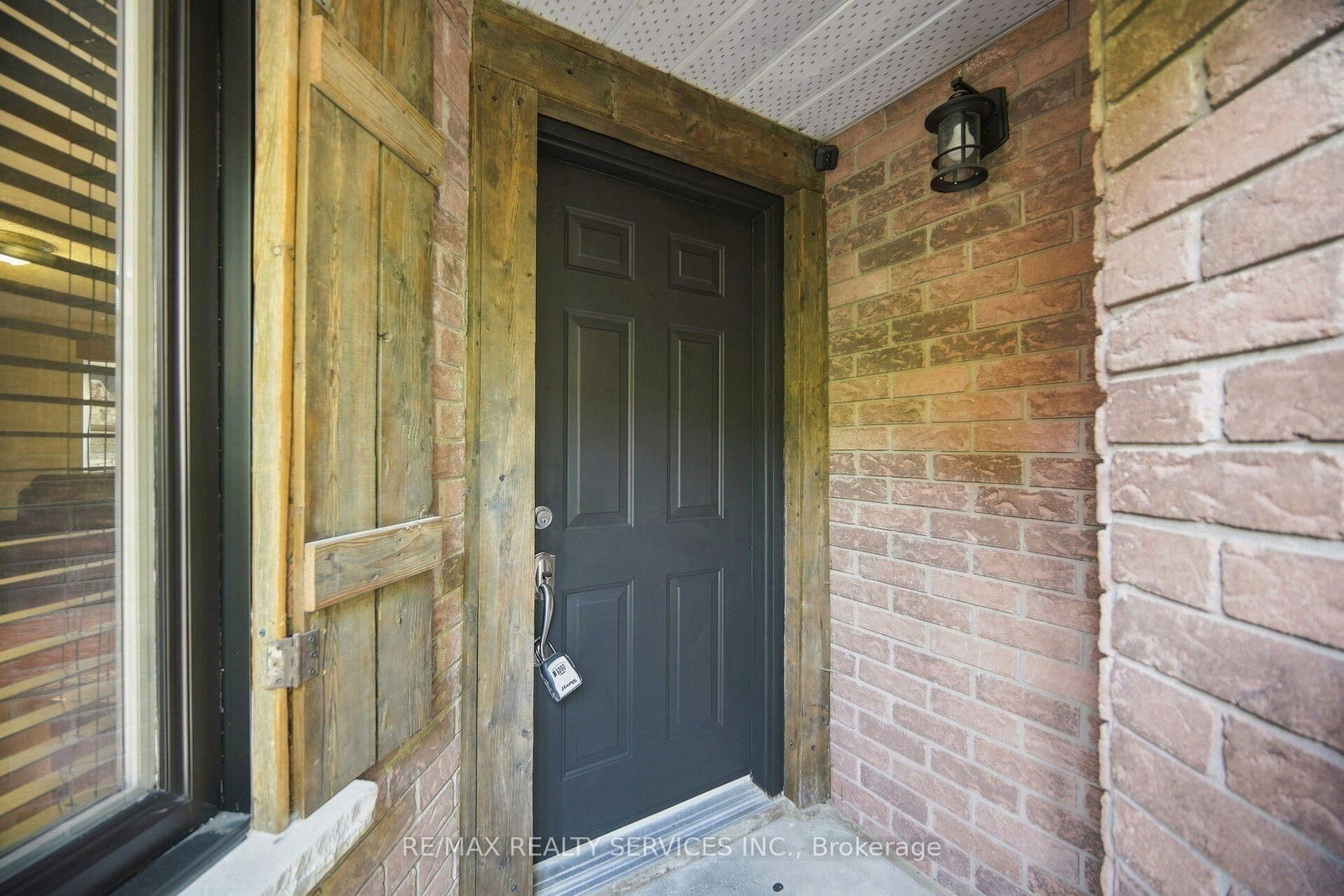 46 Magani Avenue • Bradford West Gwillimbury, ON photo 9