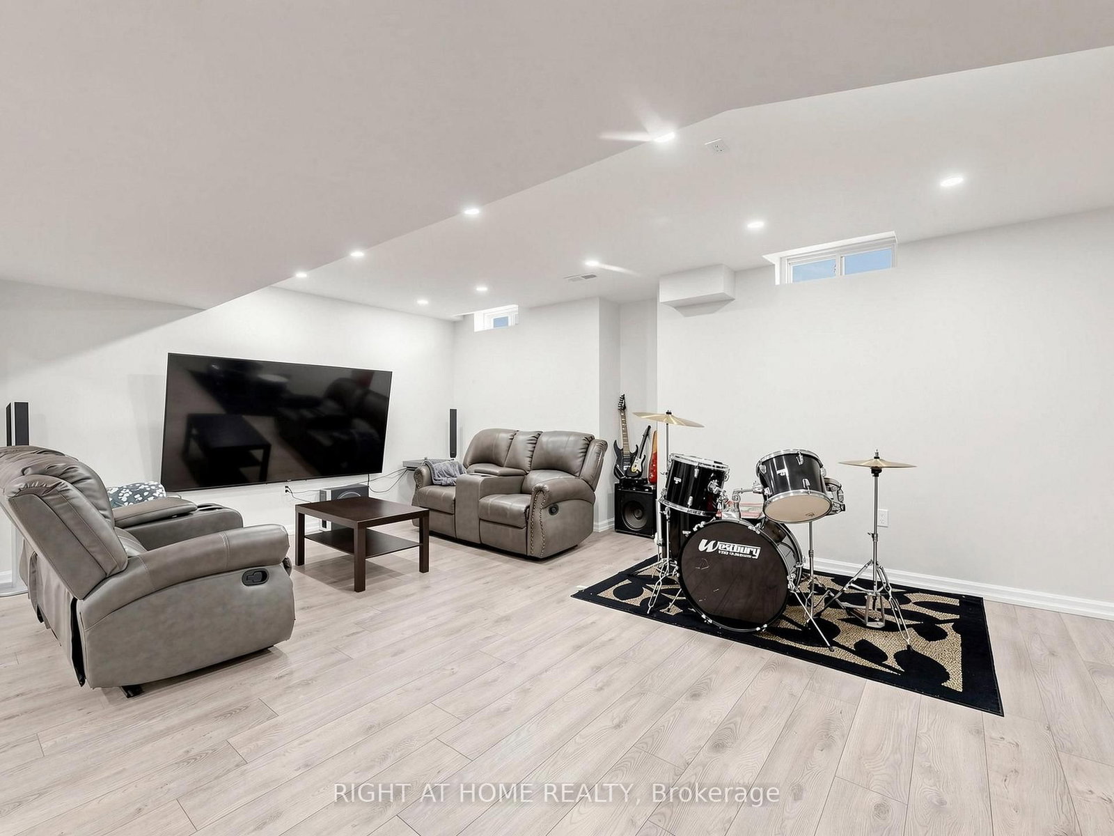 89 Greenwood Road • Whitchurch-Stouffville, ON photo 35