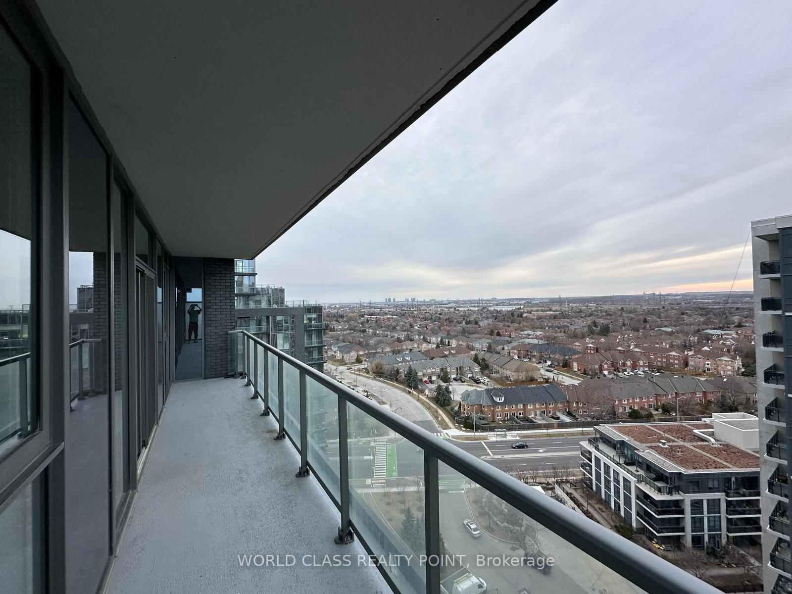 20 Gatineau Drive • #1511 • Vaughan, ON photo 9
