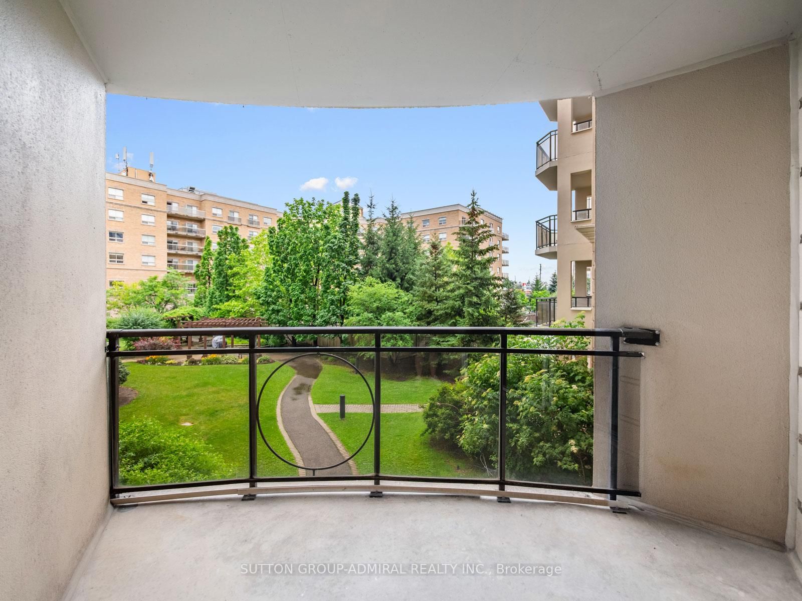 1 Maison Parc Court • #215 • Vaughan, ON photo 17