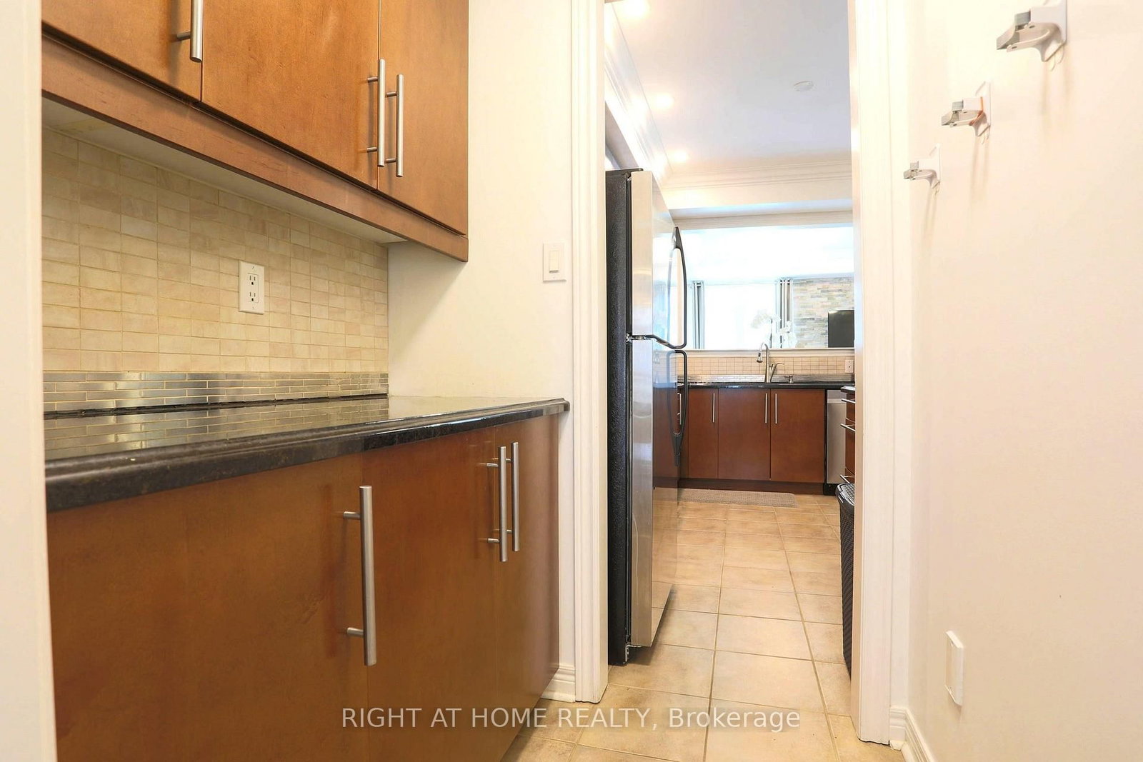 11 Littleriver Court • Vaughan, ON photo 12