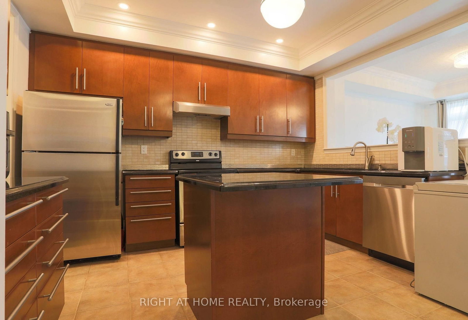 11 Littleriver Court • Vaughan, ON photo 14