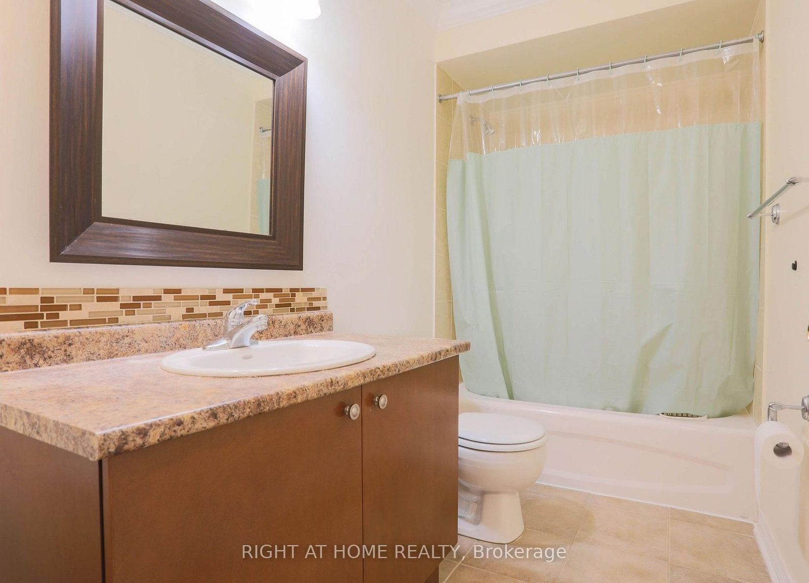 11 Littleriver Court • Vaughan, ON photo 23