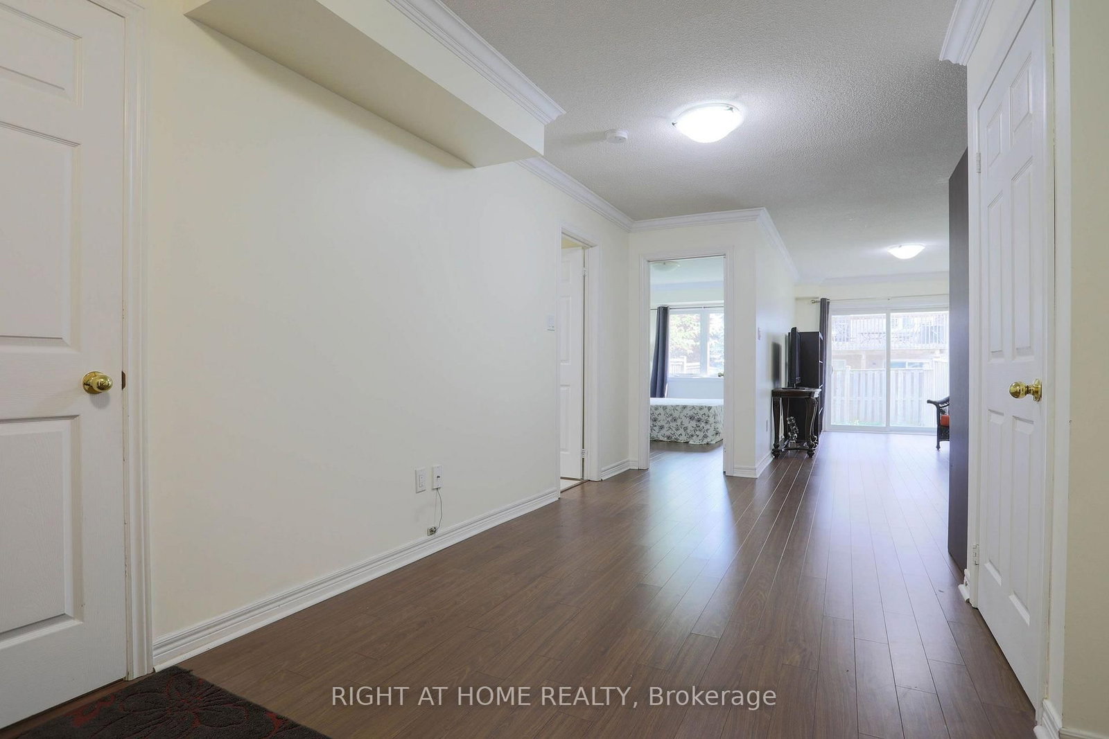 11 Littleriver Court • Vaughan, ON photo 32