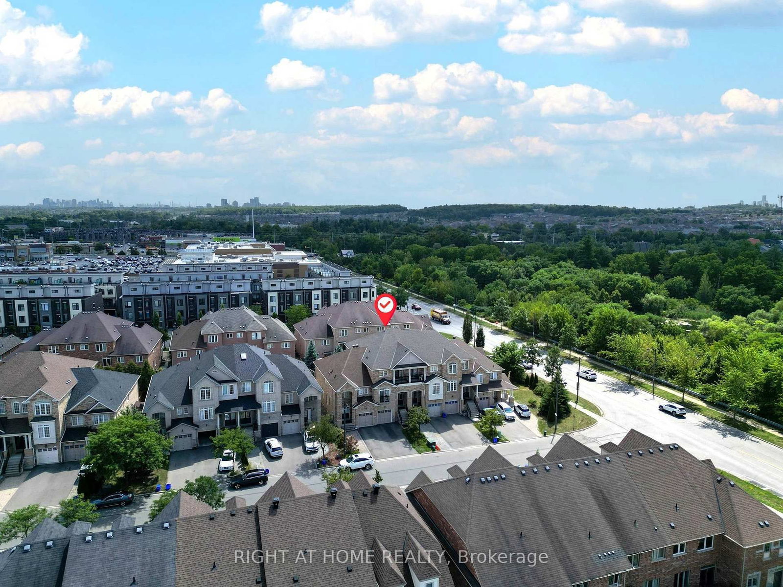 11 Littleriver Court • Vaughan, ON photo 40