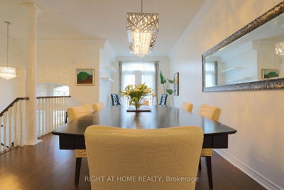 11 Littleriver Court • Vaughan, ON photo 8