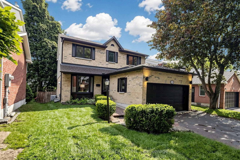 15 Closs Square