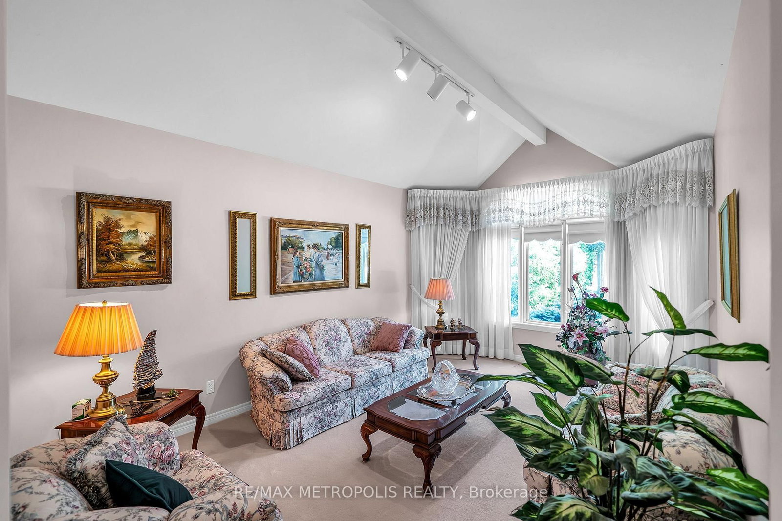 5097 14th Avenue • Markham, ON photo 8