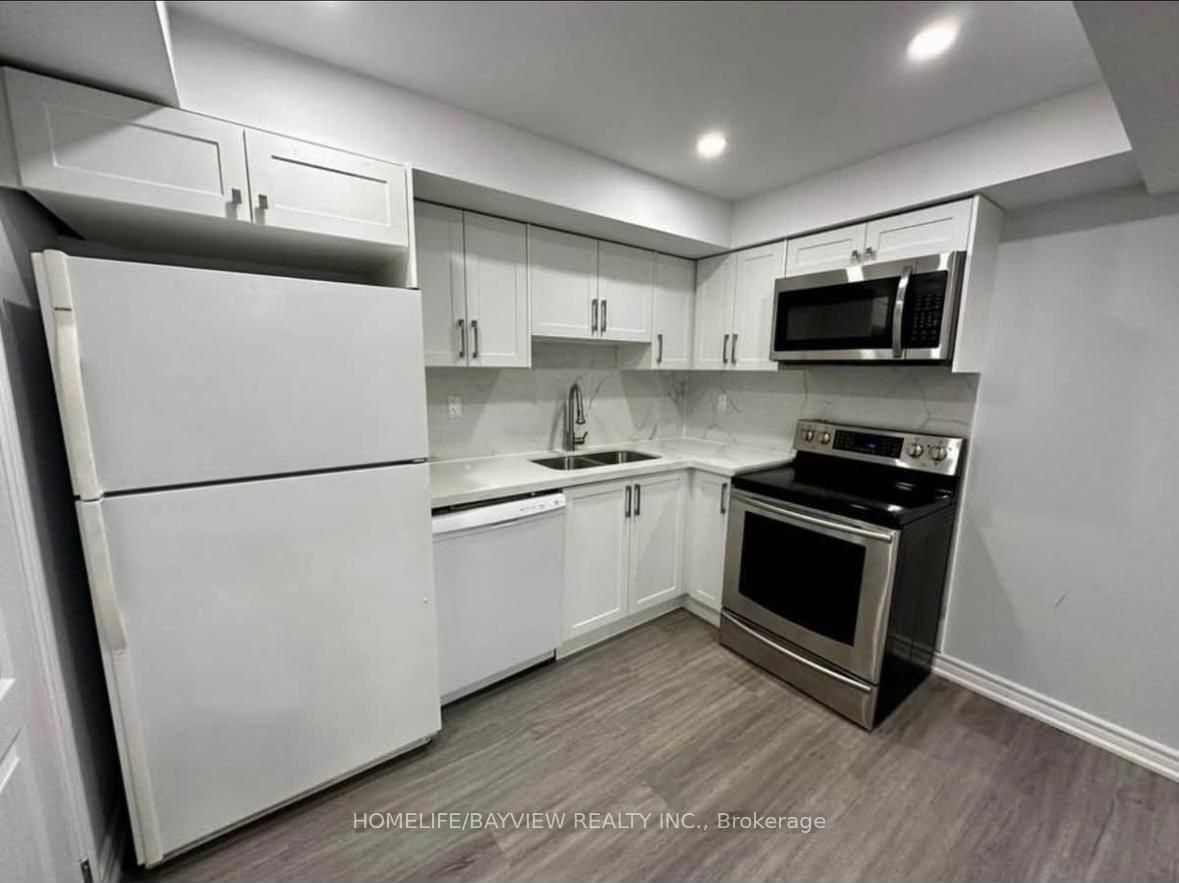 Bsmnt - 613 Osler Court, Newmarket 4