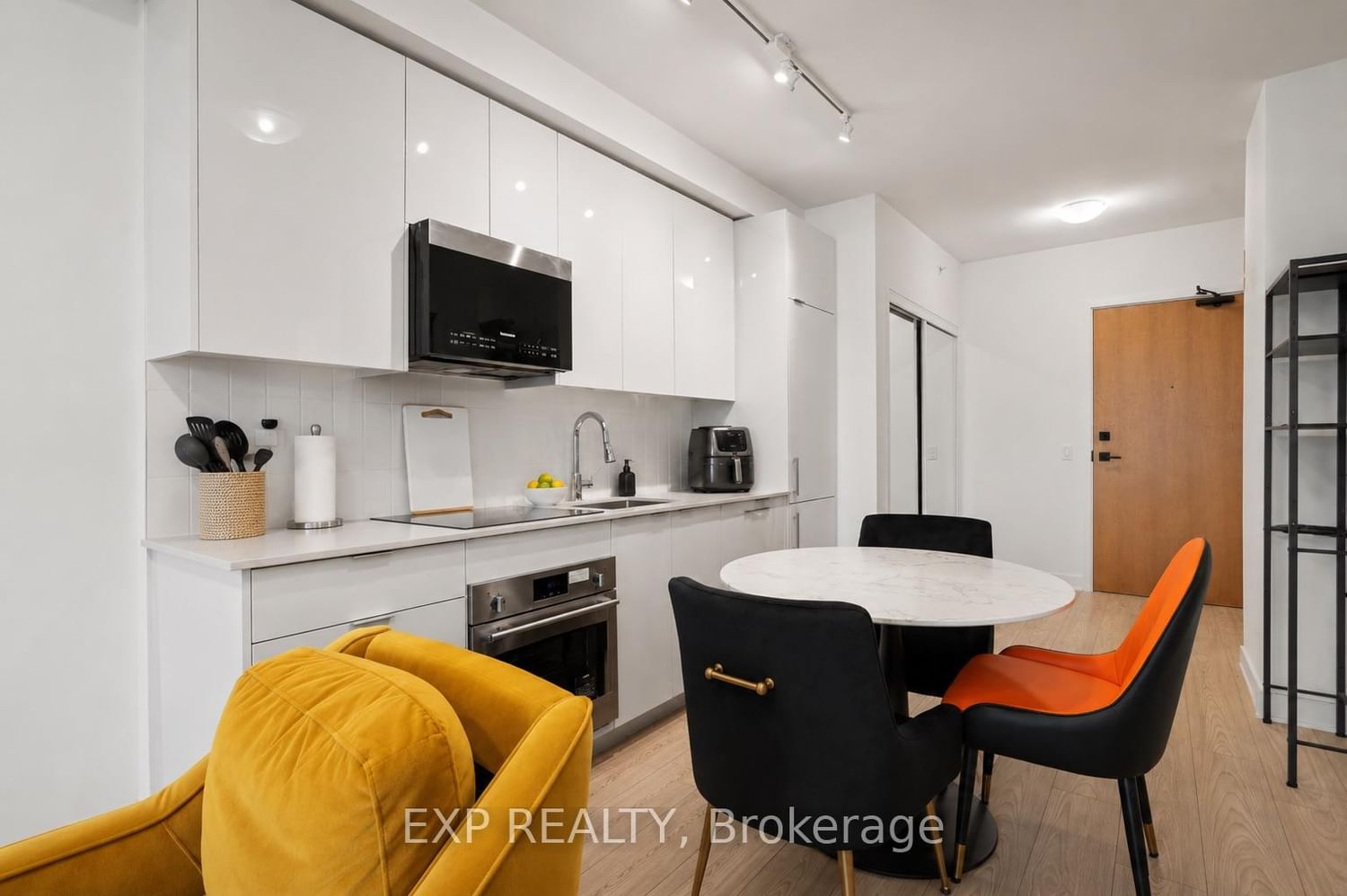 2920 Highway 7 Highway • #3507 • Vaughan, ON photo 8
