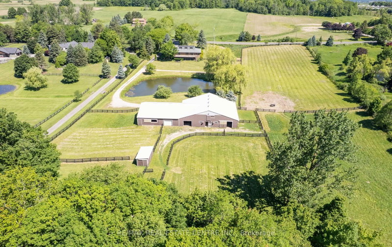 6375 17th Sideroad