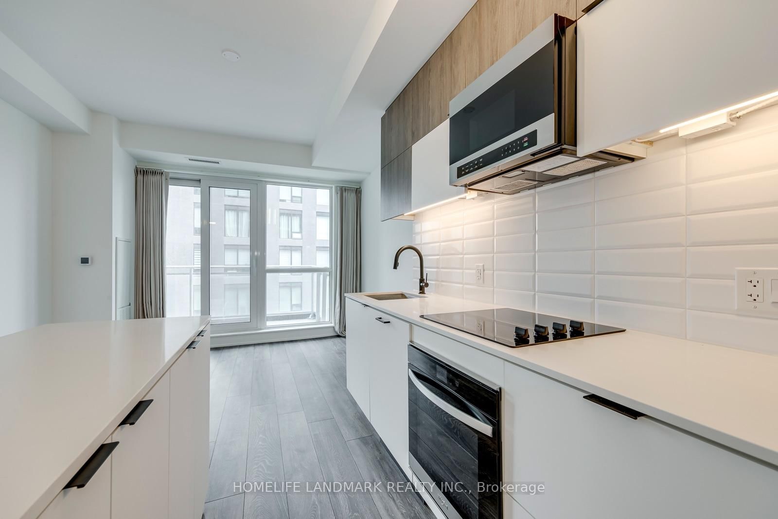 8888 Yonge Street • #307 • Richmond Hill, ON photo 16