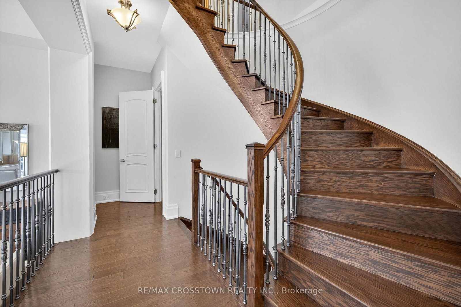 10 Annsleywood Court • Vaughan, ON photo 21