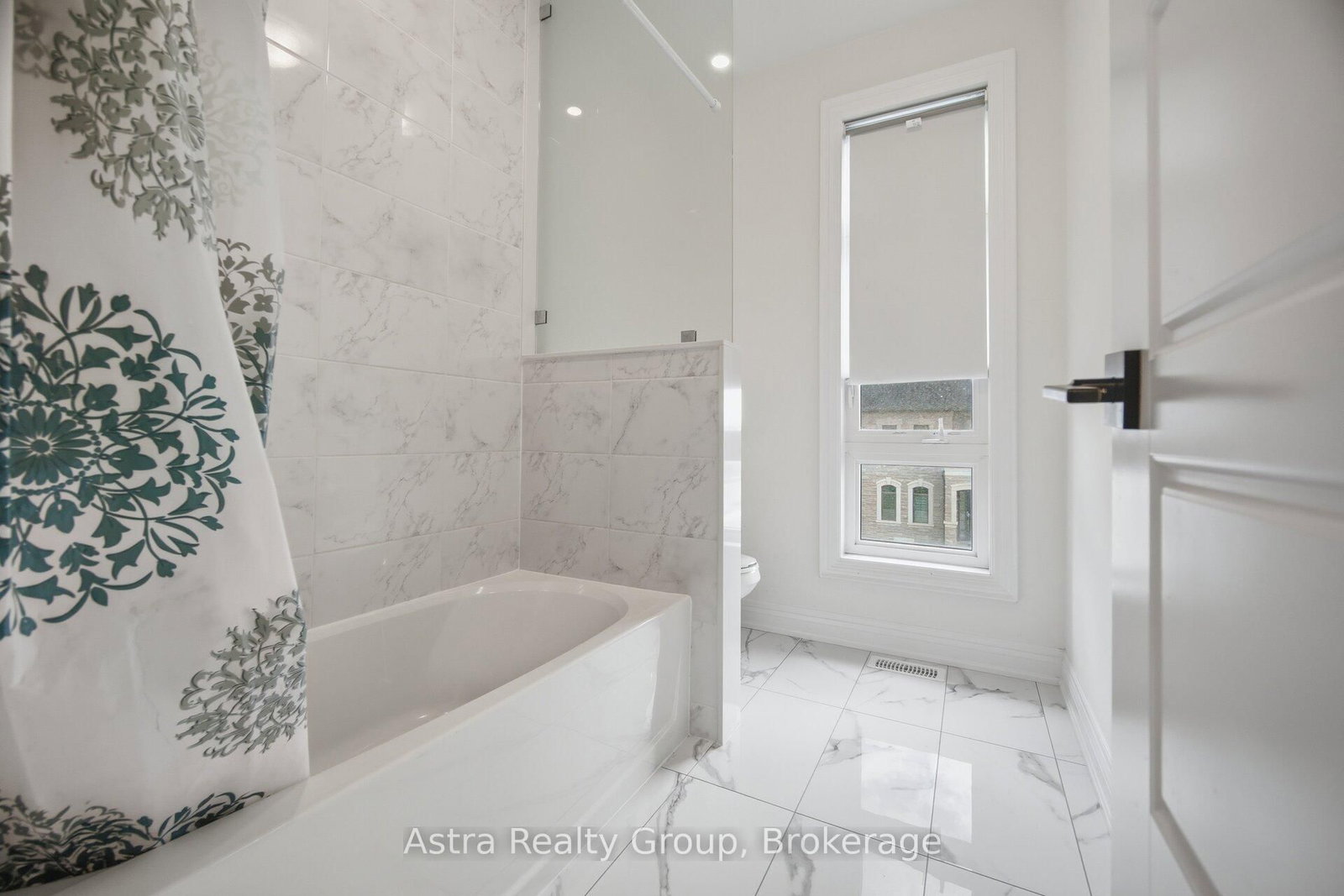 143 Ballantyne Boulevard • Vaughan, ON photo 32