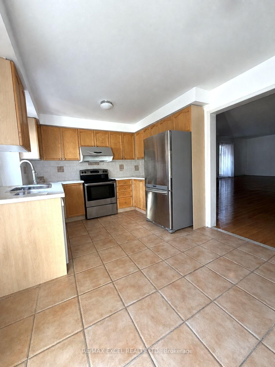 50 Casabel Drive • Vaughan, ON photo 6