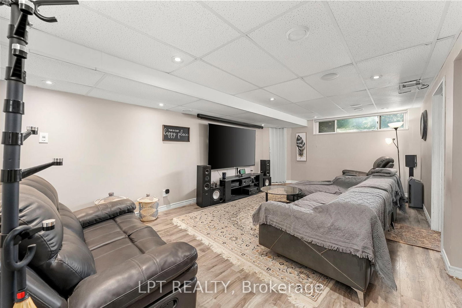 31 Patrick Drive • Aurora, ON photo 24