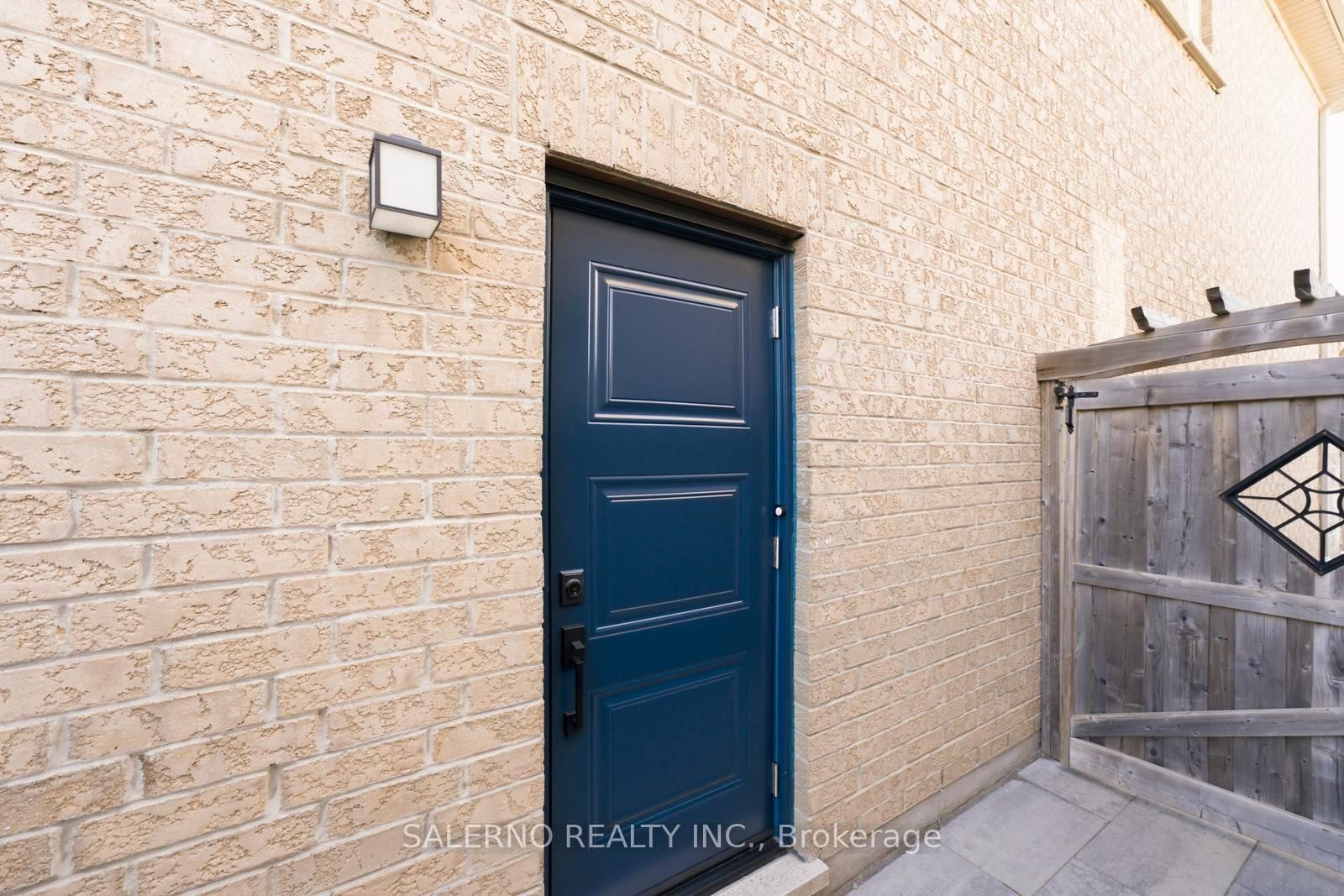 17 Balderson Drive • Vaughan, ON photo 42