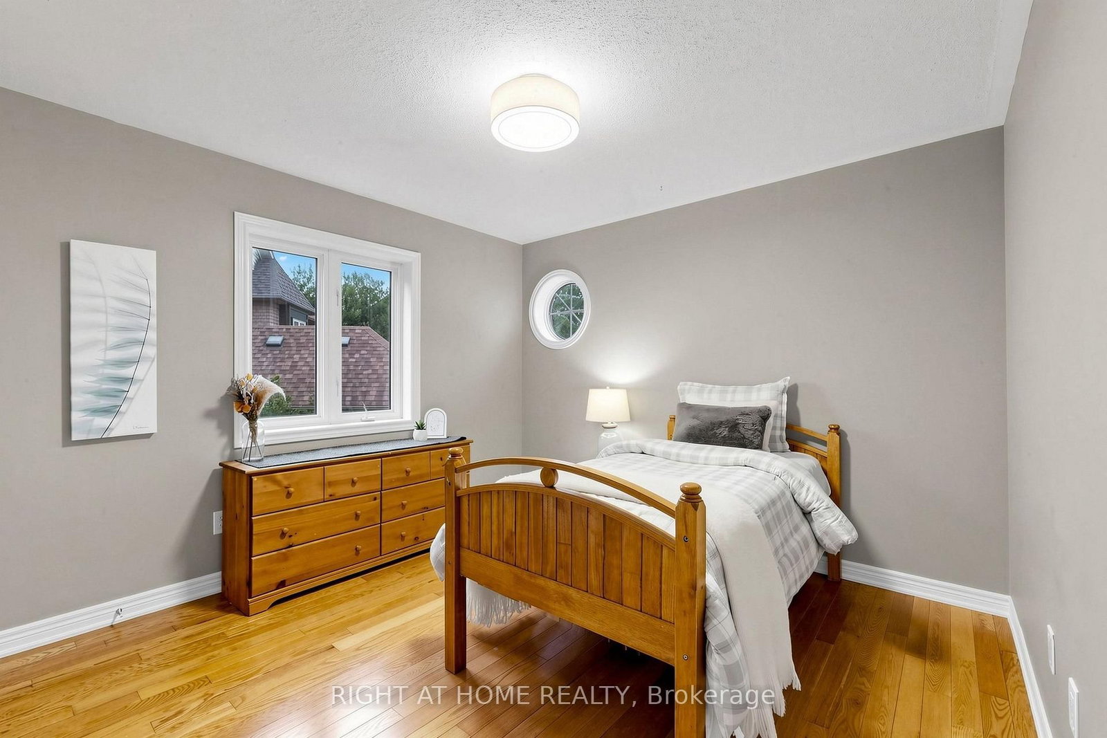 1019 Northern Prospect Crescent • Newmarket, ON photo 23