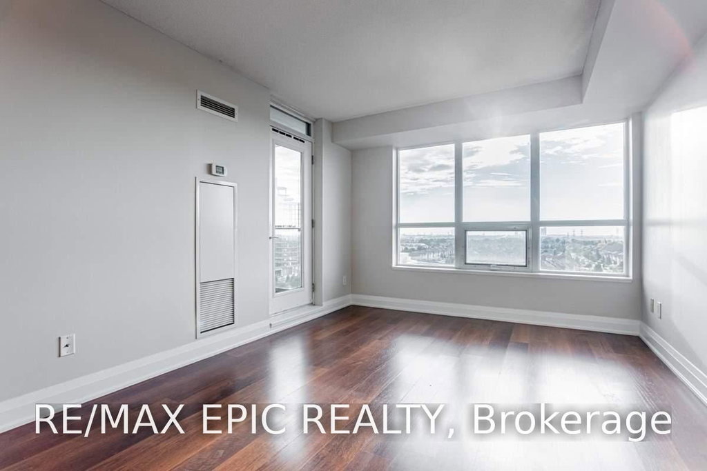 810 - 30 North Park Road 3