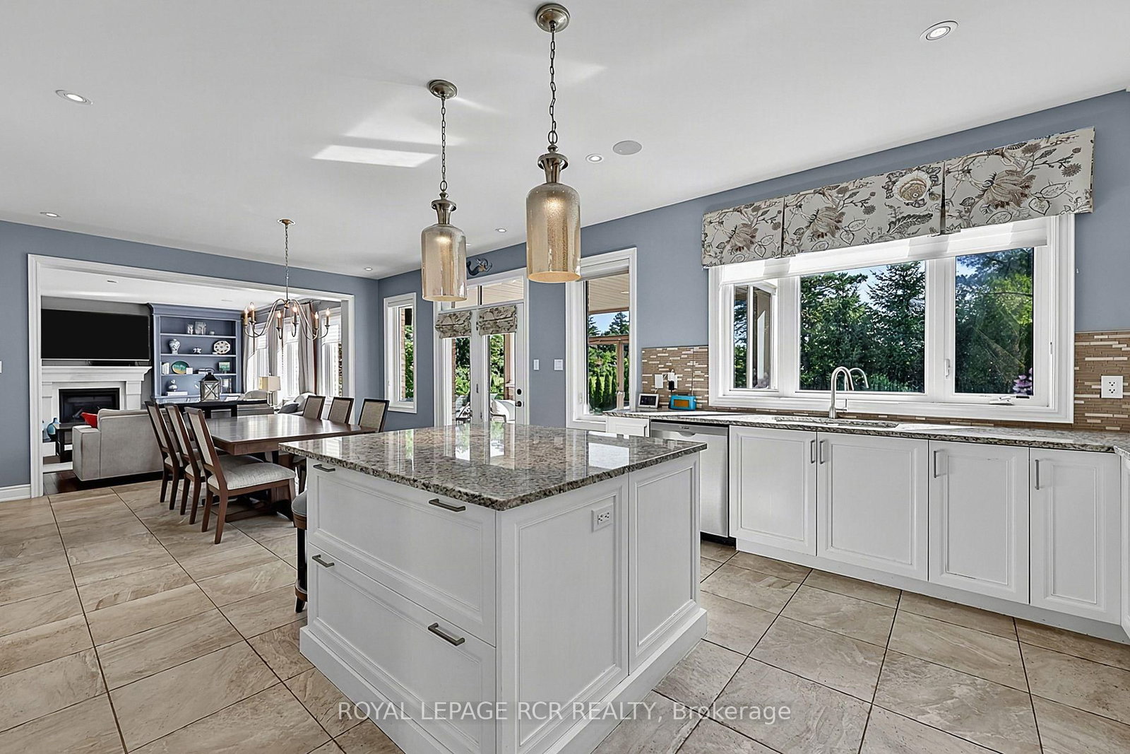 35 Somer Rumm Court • Whitchurch-Stouffville, ON photo 8