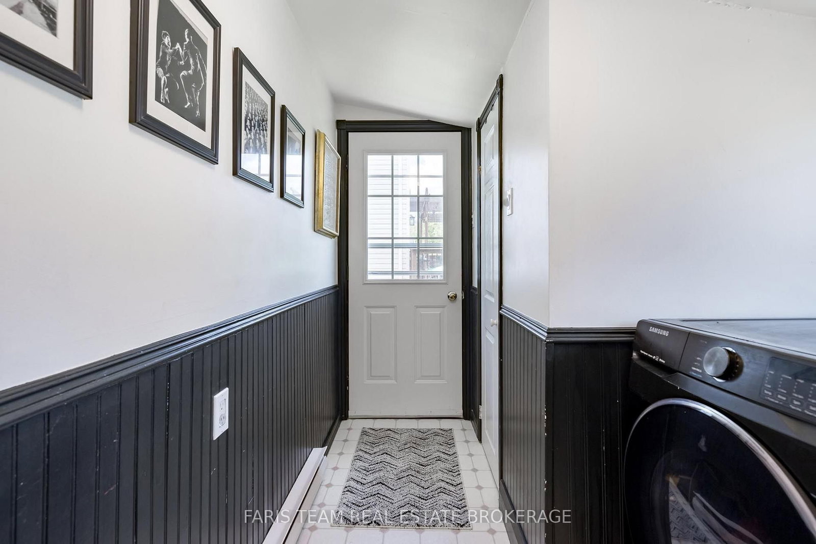 1066 Wood Street • Innisfil, ON photo 18