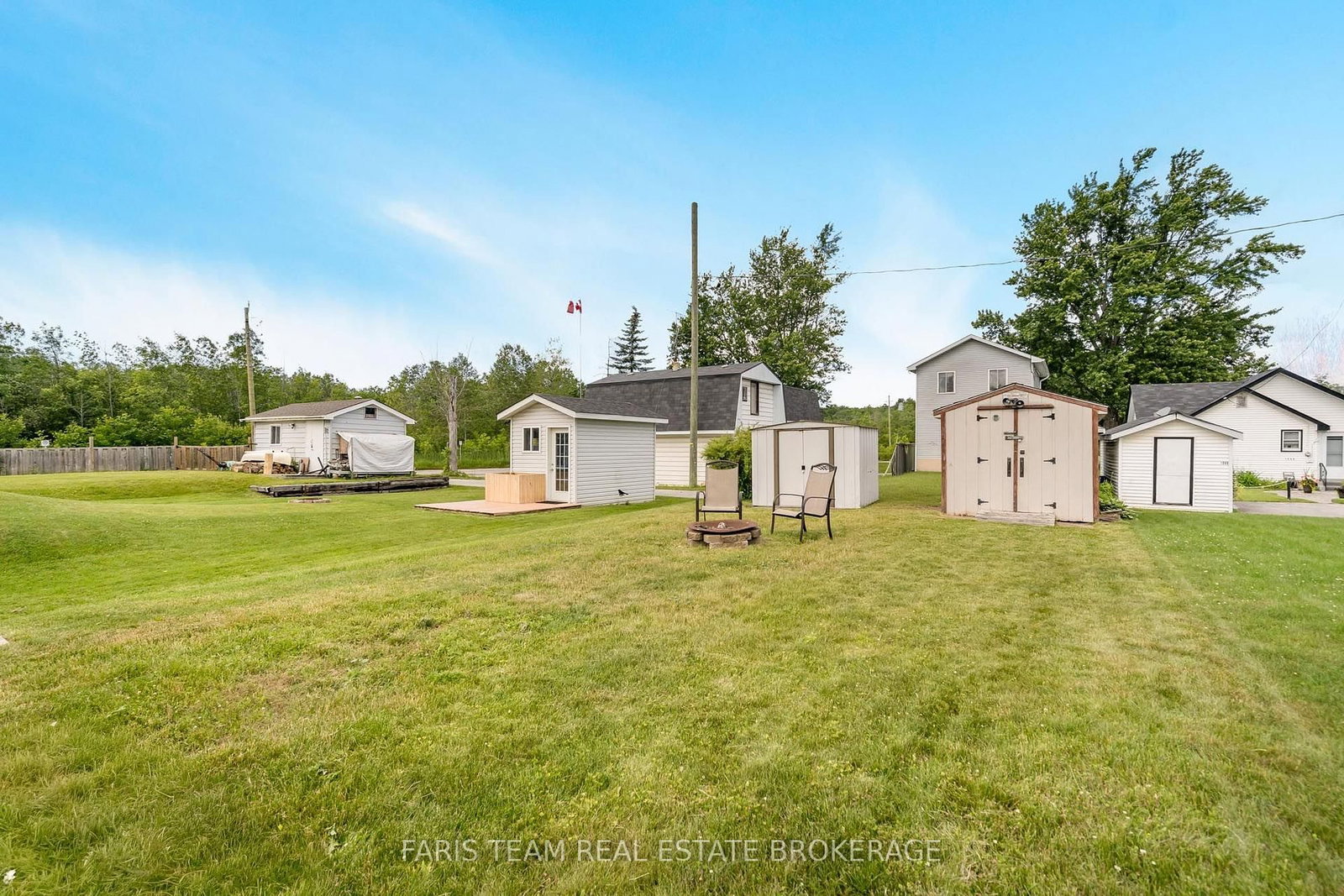 1066 Wood Street • Innisfil, ON photo 26