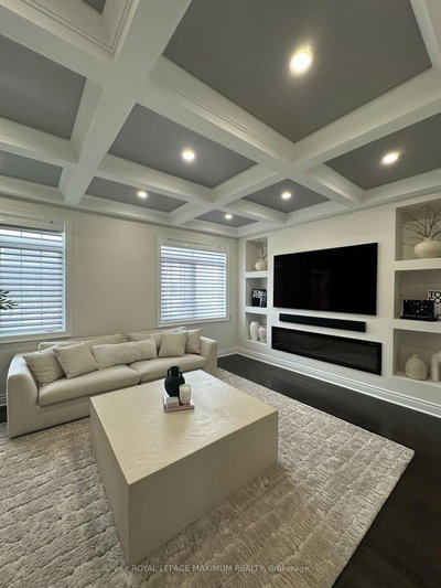 42 Ingleside Street • Vaughan, ON photo 5