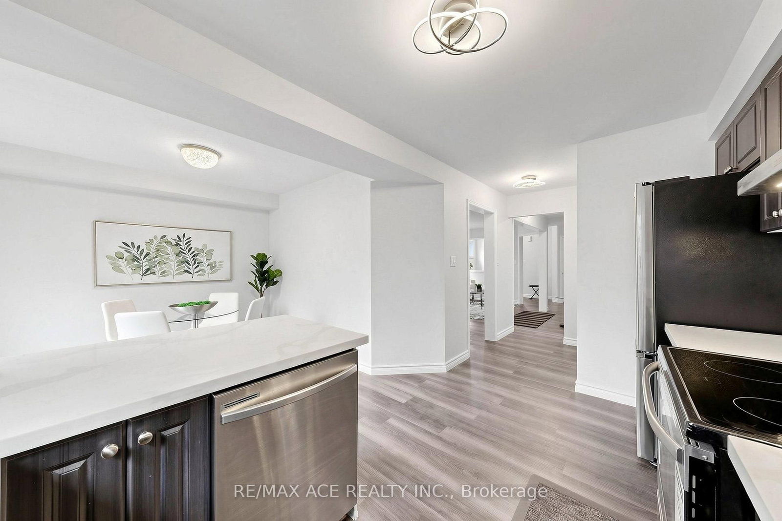 119 Primeau Drive • Aurora, ON photo 13