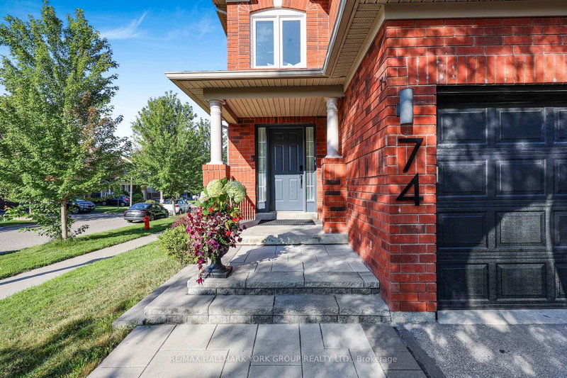 74 Snedden Avenue