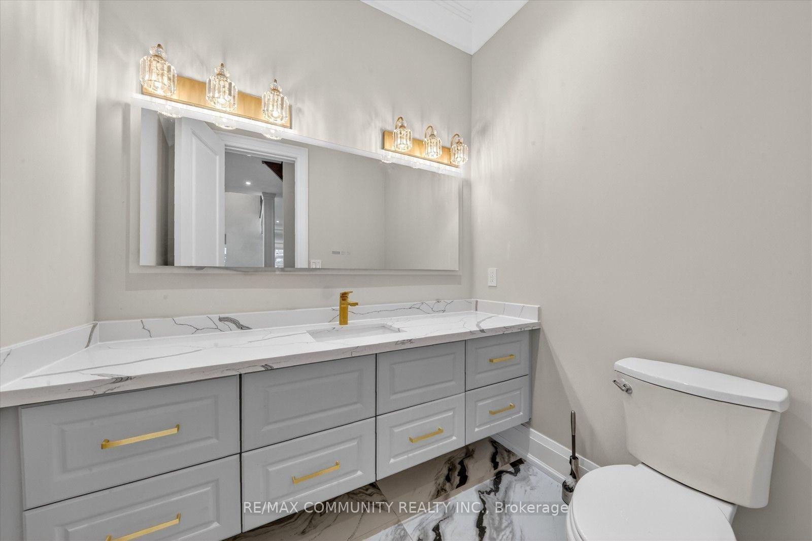 154 Burkholder Street • Whitchurch-Stouffville, ON photo 30