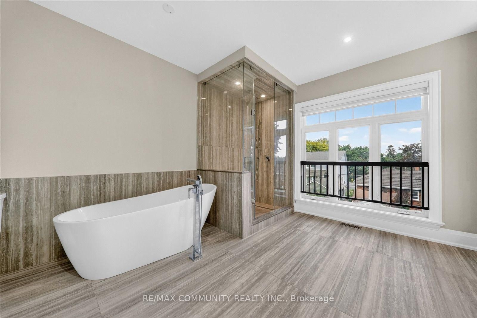 154 Burkholder Street • Whitchurch-Stouffville, ON photo 36