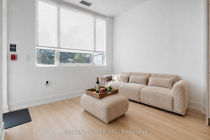 113 - 2075 King Road