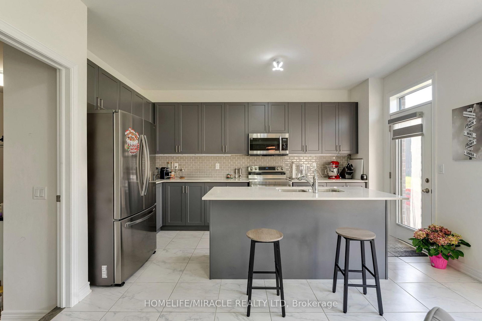 1429 Davis Loop • Innisfil, ON photo 12