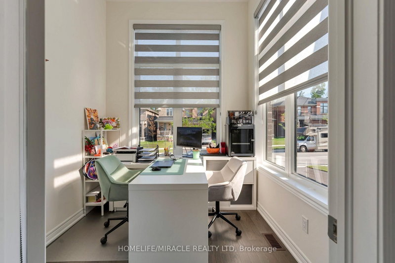 1429 Davis Loop