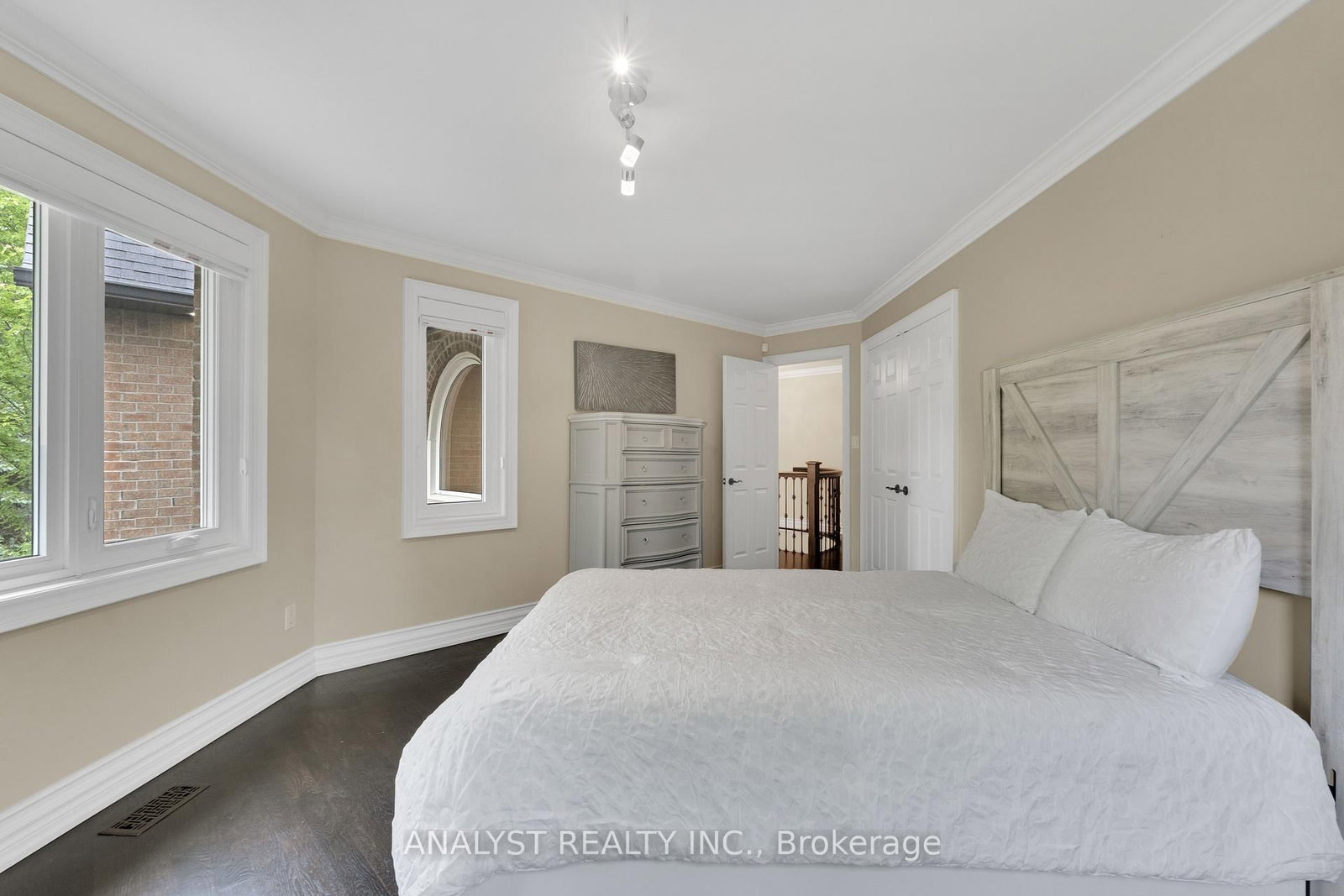 50 Trainor Court • King, ON photo 28