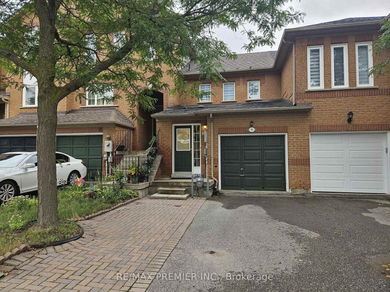 9 Lucena Crescent
