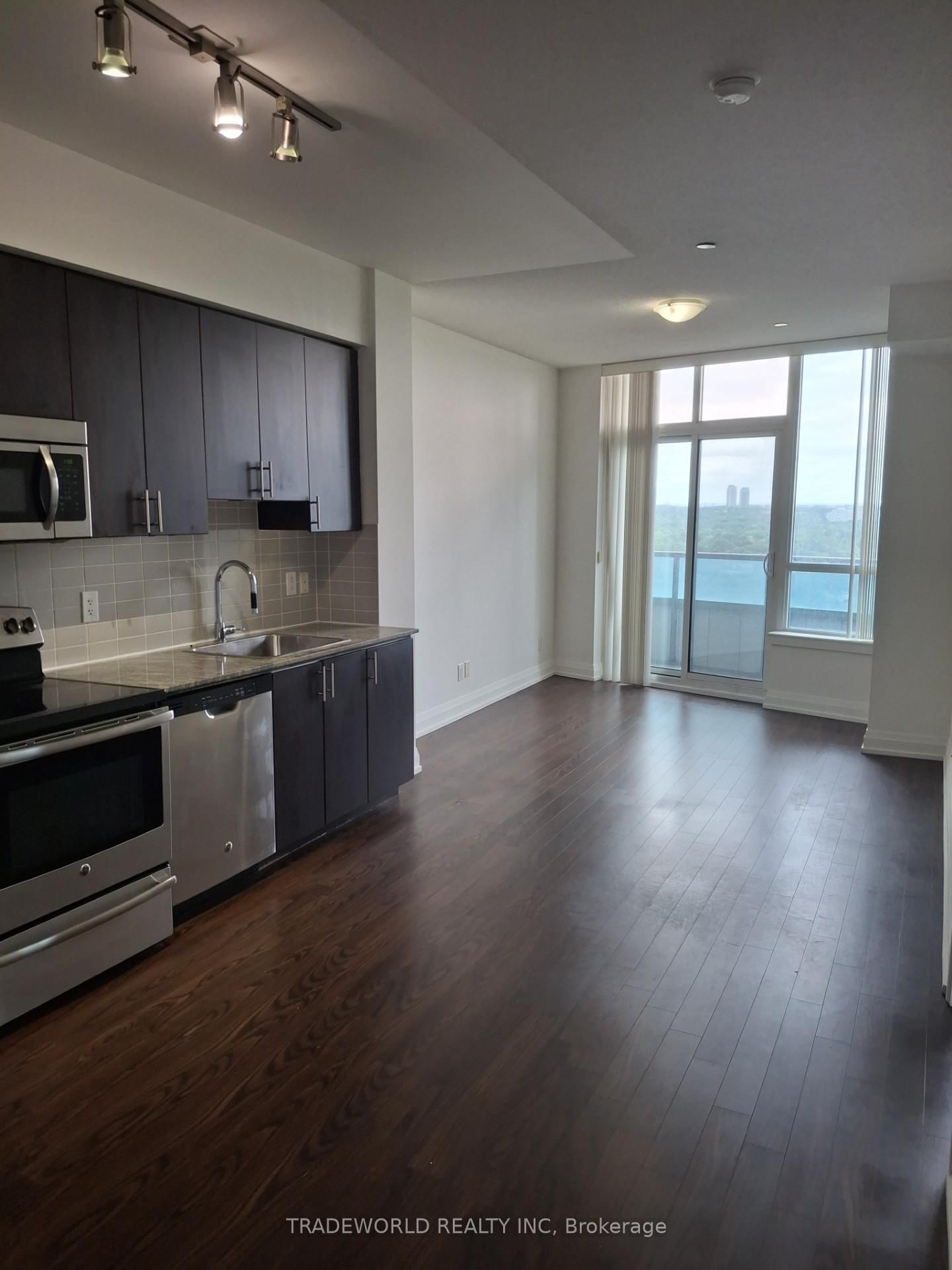 7171 Yonge Street • ##901 • Markham, ON photo 6