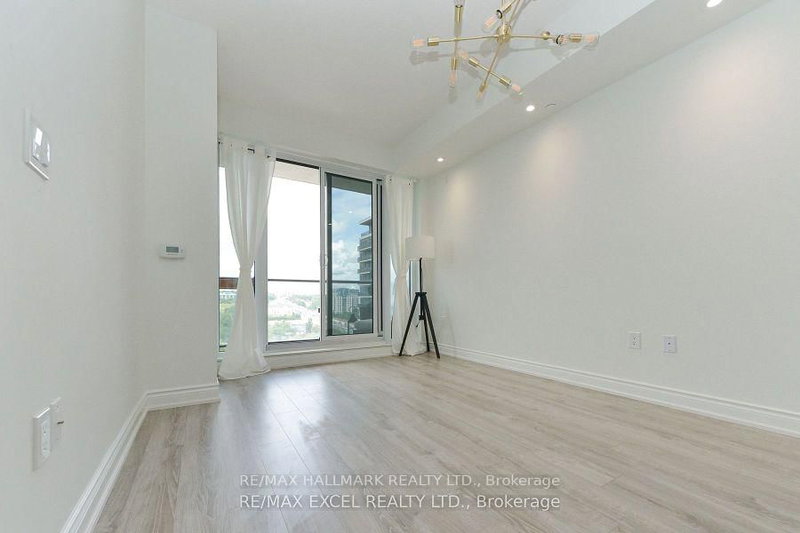 1011 - 9618 Yonge Street