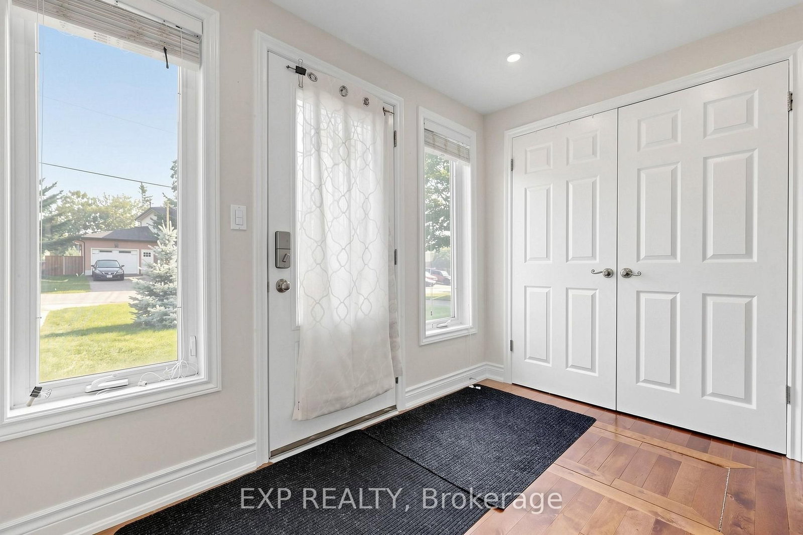 292 Hollywood Drive • Georgina, ON photo 4
