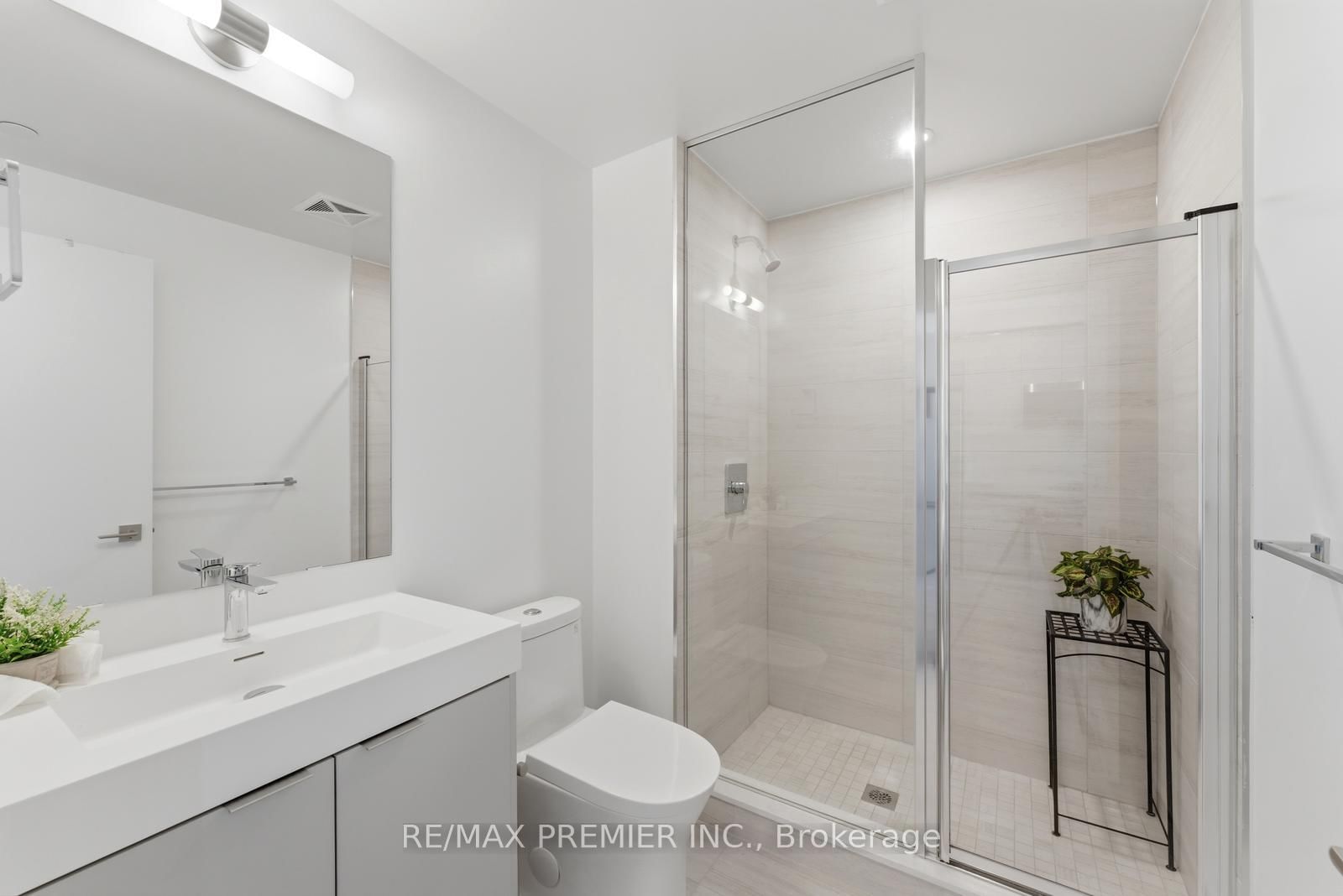 10 Abeja Street • #1512 • Vaughan, ON photo 15